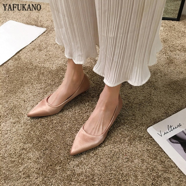 Simple Pointed High Heels pink - Arabian Boutique